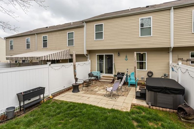 2297 Flint Dr, Washington PA 15301-7763 exterior