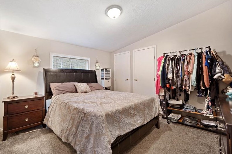 640 Lakeview Dr, Washington PA 15301-3014 exterior