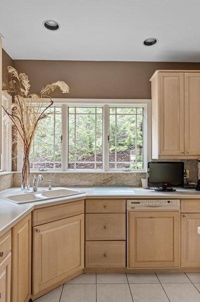 313 Red Oak Ct, Monroeville PA 15146-3107 exterior