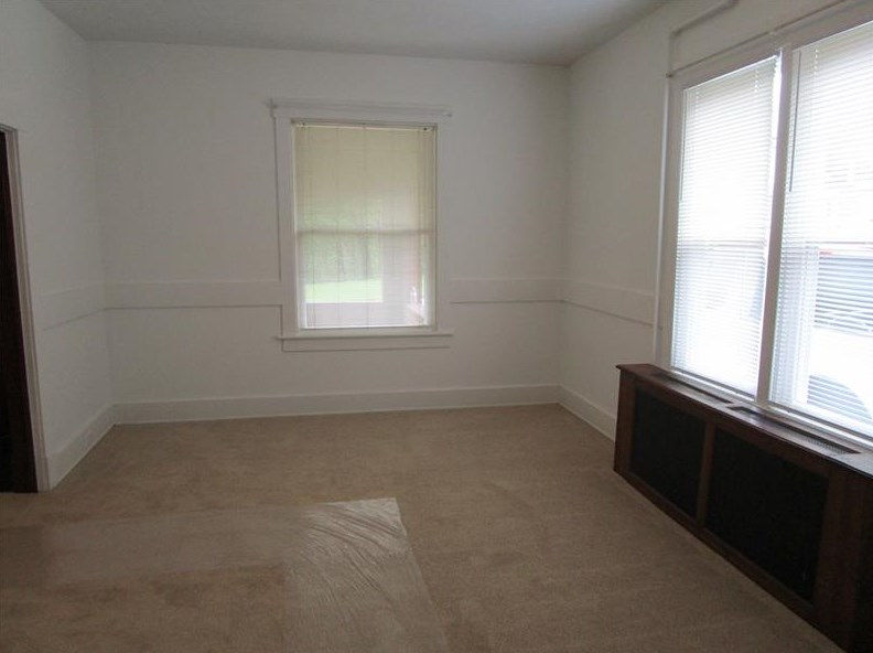 222 Oakvale Blvd, Butler PA 16001-3532 exterior