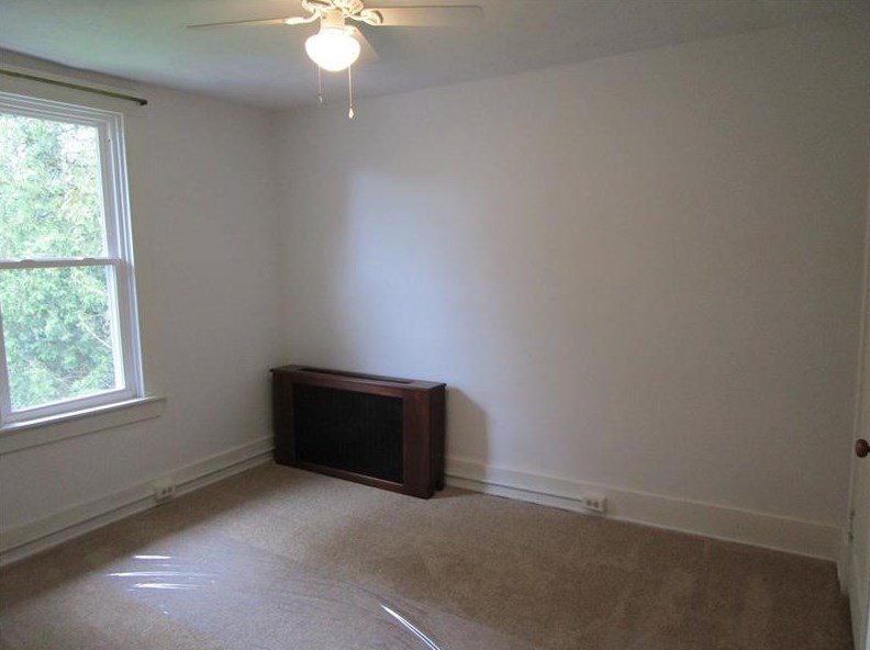 222 Oakvale Blvd, Butler PA 16001-3532 exterior