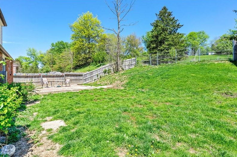 207 Noel Dr, Monroeville PA 15146-1522 exterior