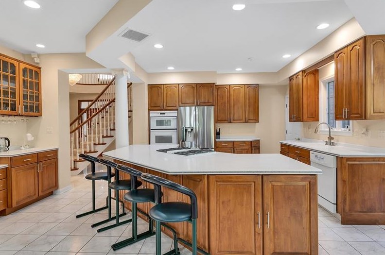 1022 Hunt Club Ct, Export PA  15632-9260 exterior
