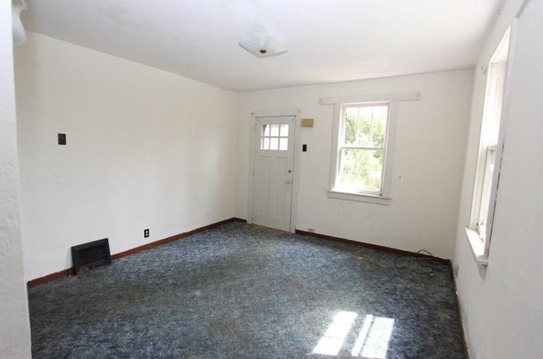 330 Cline St, East Pgh PA  15112-1605 exterior
