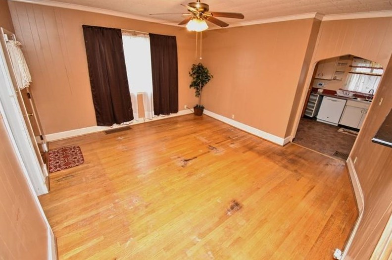 326 Union St, California PA  15419-1141 exterior
