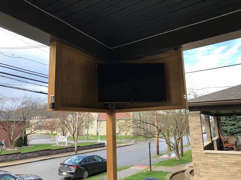 308 Spg Ave, Ellwood City PA  16117-2335 exterior