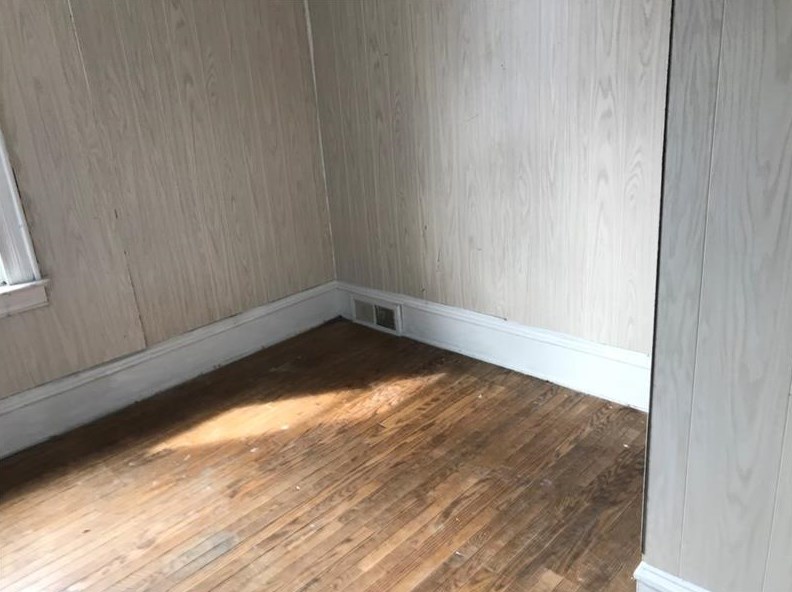 308 Spg Ave, Ellwood City PA  16117-2335 exterior