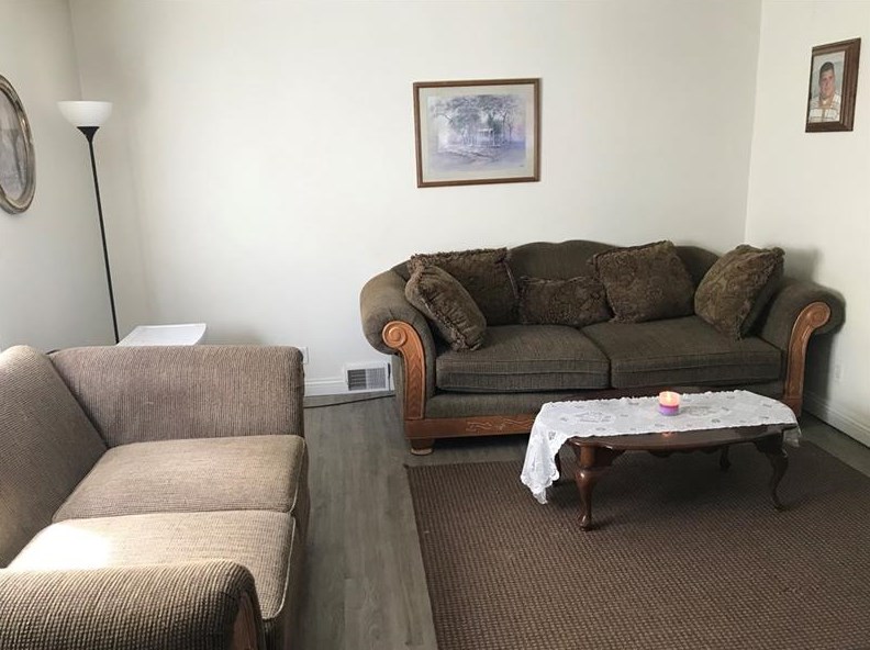 308 Spg Ave, Ellwood City PA  16117-2335 exterior