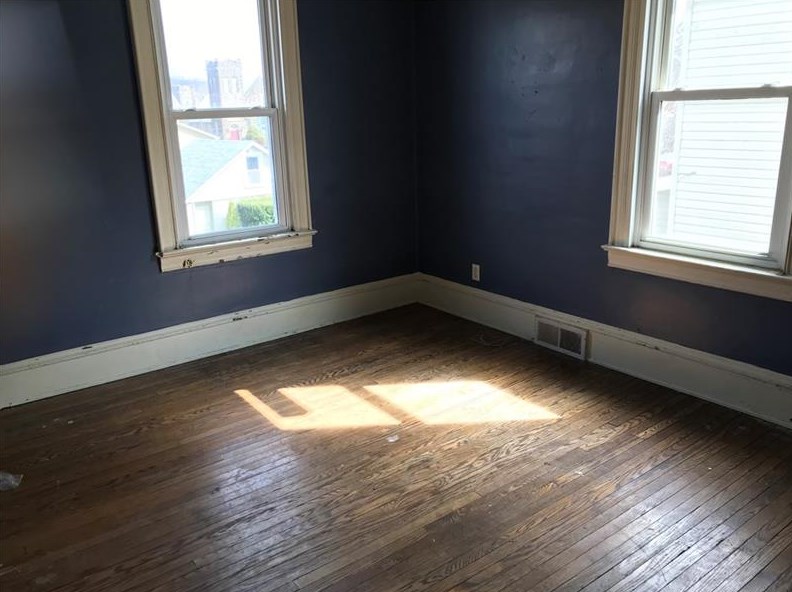 308 Spg Ave, Ellwood City PA  16117-2335 exterior