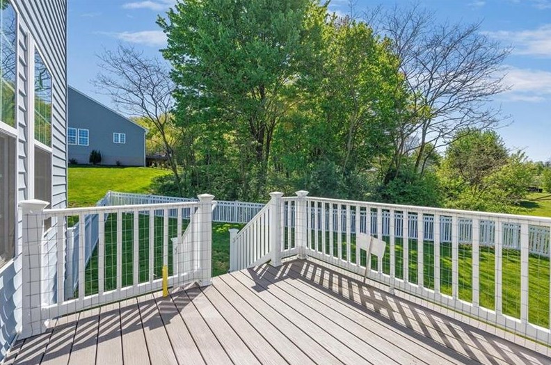 233 Wyncrest Dr, Butler PA  16001-1796 exterior