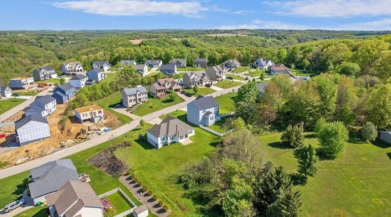 233 Wyncrest Dr, Butler PA  16001-1796 exterior