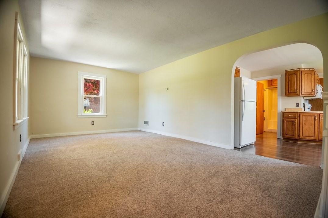 1708 W Ridge Ave, Hermitage, PA 16150