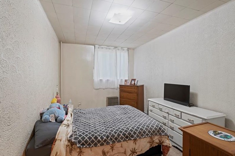 700 Maple Ave, Washington PA 15301-1907 exterior