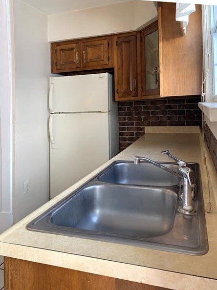 1138 Indiana Ave, Monaca PA  15061-2025 exterior