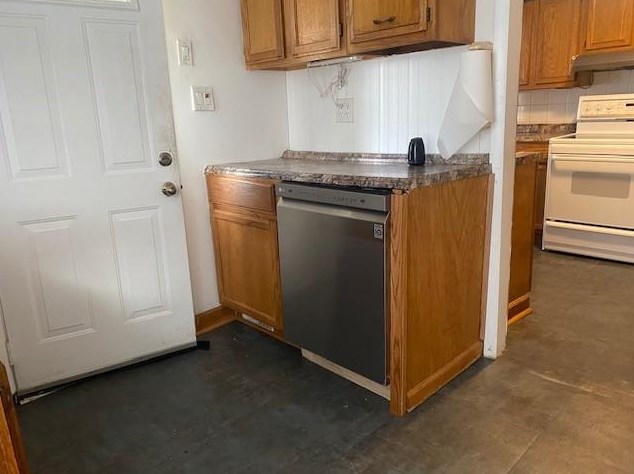 966 Gallatin Avenue Ext, Oliphant Furnace PA  15401-2112 exterior