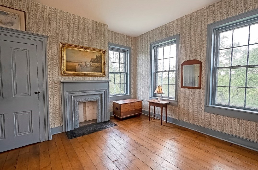 64 Skylark Dr, Washington PA  15301-9320 exterior