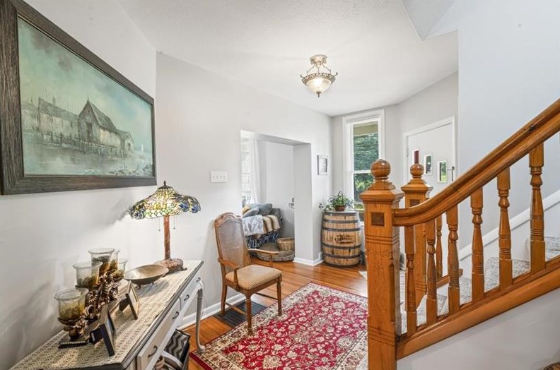 203 Cherry Ave, Houston PA  15342-1525 exterior