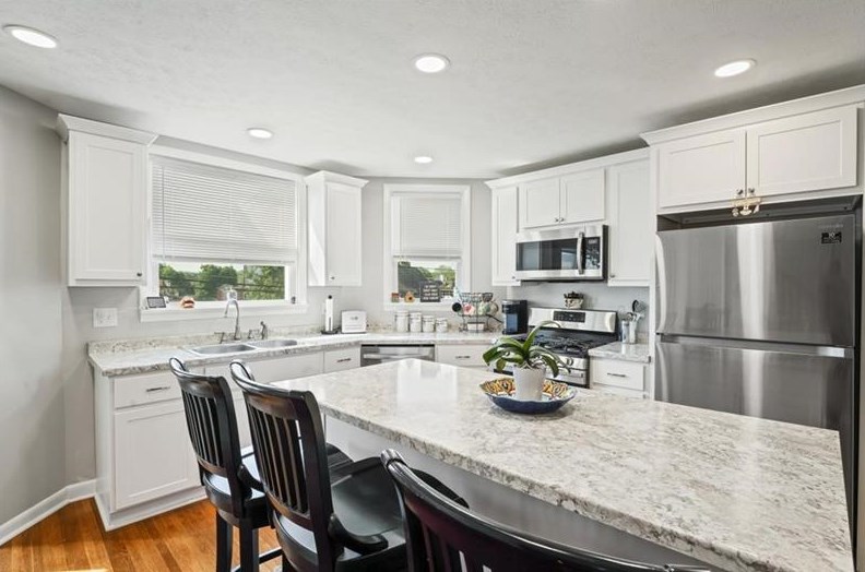 203 Cherry Ave, Houston PA  15342-1525 exterior