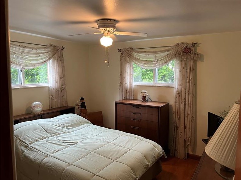 4608 Lolly Dr, Monroeville PA 15146-3624 exterior