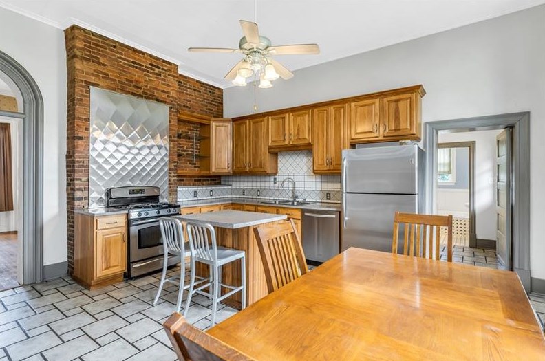 529 Main St, Butler PA  16001-4304 exterior