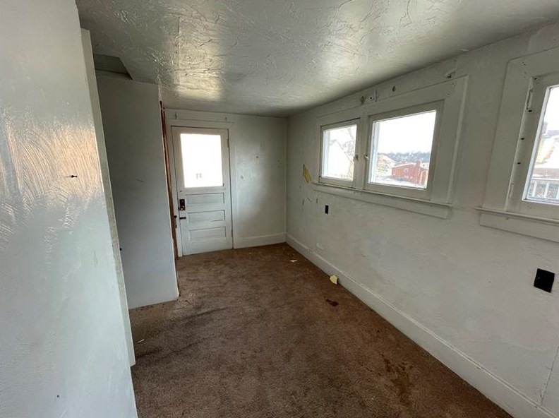 346 Tyler Ave, Washington PA 15301-3840 exterior