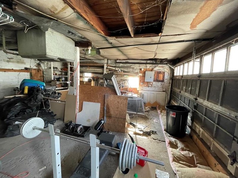 346 Tyler Ave, Washington PA 15301-3840 exterior