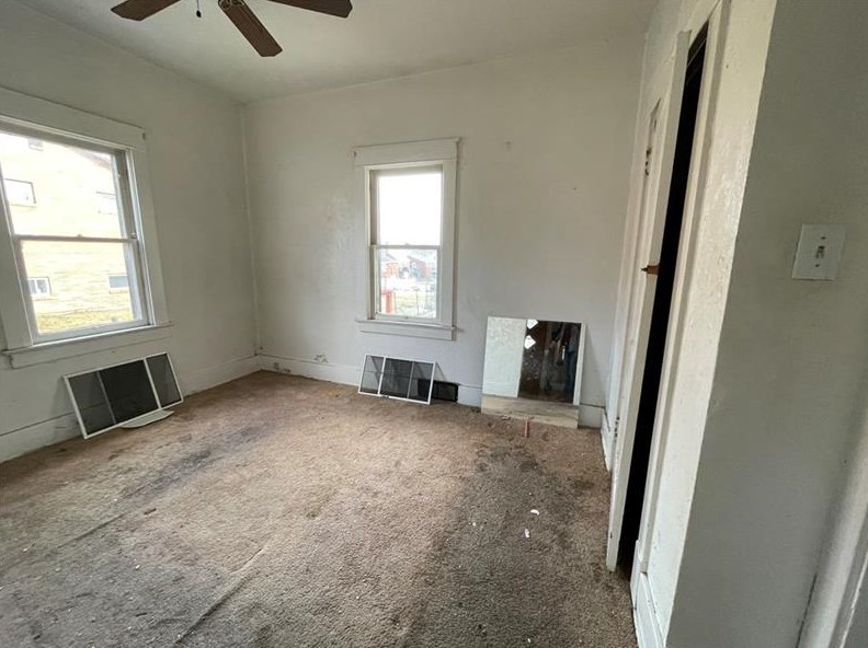 346 Tyler Ave, Washington PA 15301-3840 exterior