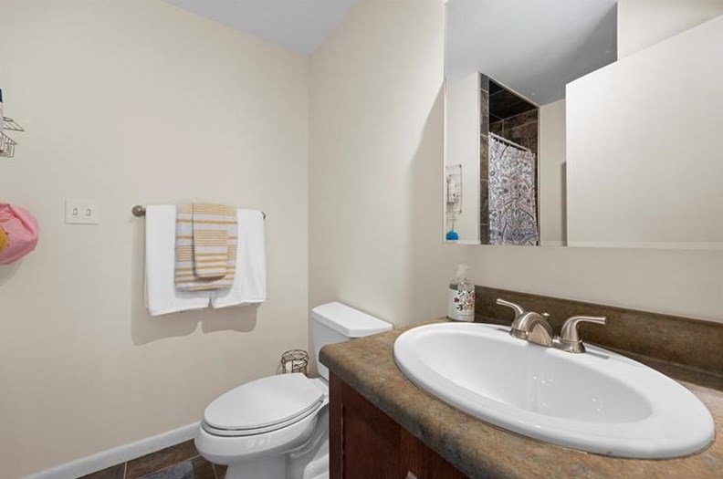 4691 Hidden Pond Dr, Allison Park PA  15101-2523 exterior