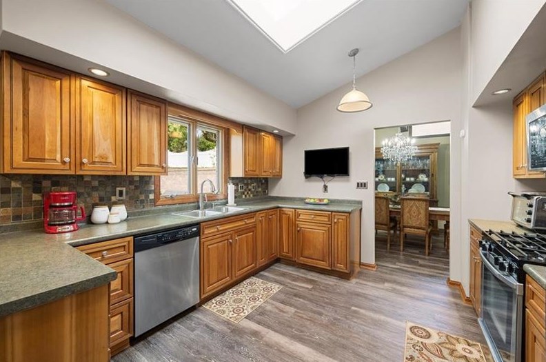 4691 Hidden Pond Dr, Allison Park PA  15101-2523 exterior