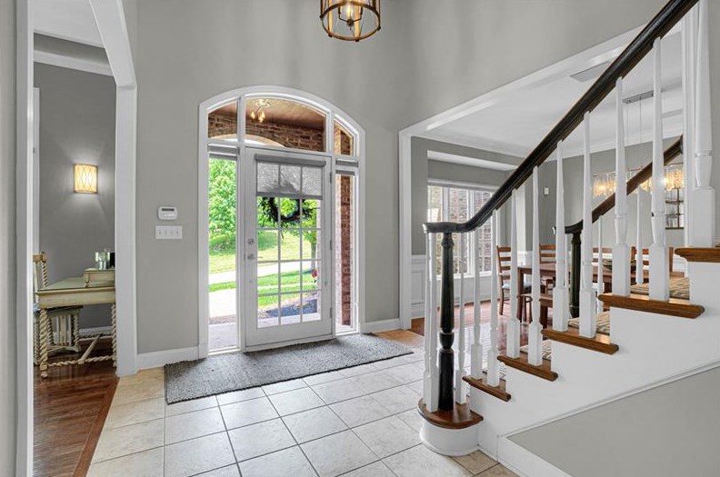 3059 Canterbury Dr, Allison Park PA 15101-1544 exterior