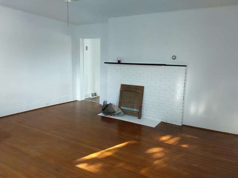 704 Main St, Washington PA  15301-3914 exterior