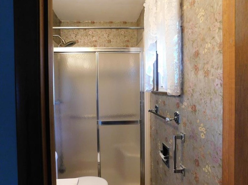 55 Blue Jay Dr, Washington PA 15301-8718 exterior