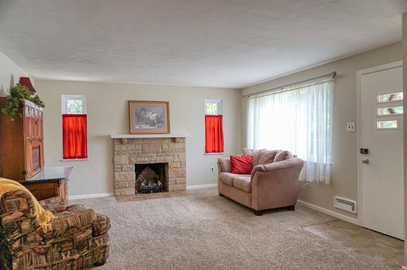 104 Church Rd, Butler PA  16002-8948 exterior