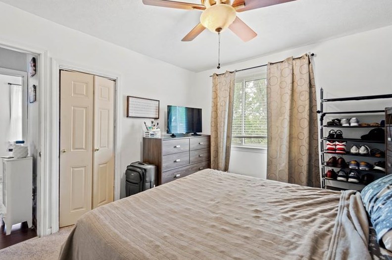 435 Cedarhurst Dr, North Versailles PA 15137-2228 exterior