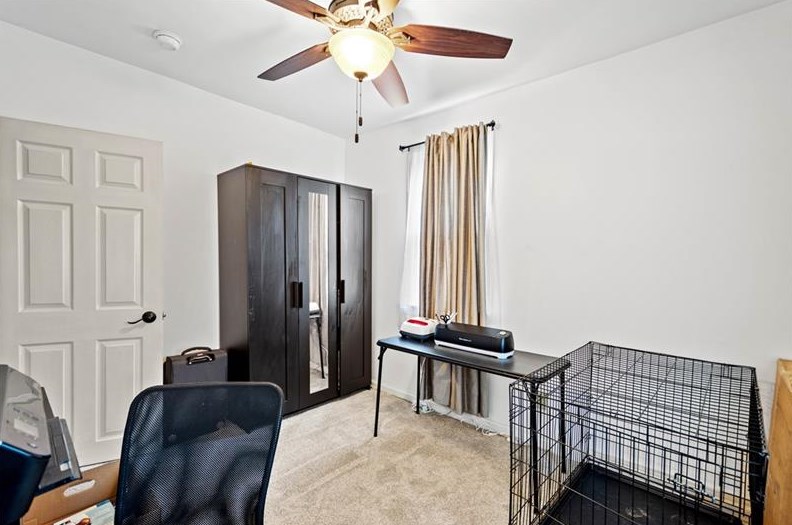 435 Cedarhurst Dr, North Versailles PA 15137-2228 exterior