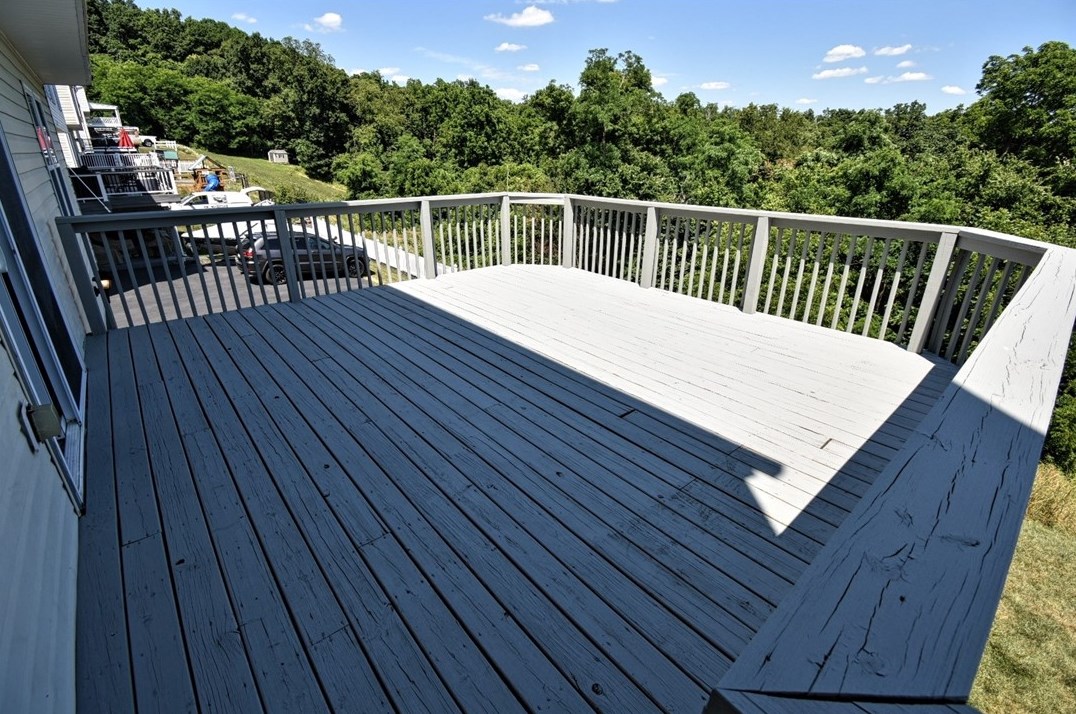 120 Summit Cir, Houston PA  15342-1091 exterior