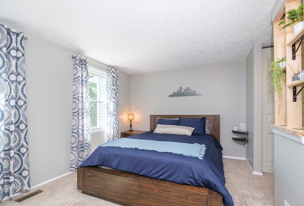 338 Huntingdon Ave, North Huntingdon PA 15642-3143 exterior