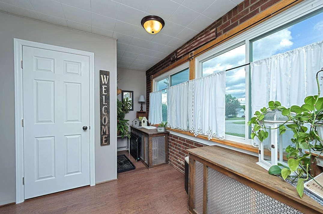 206 Constitution St, Perryopolis PA 15473-1391 exterior