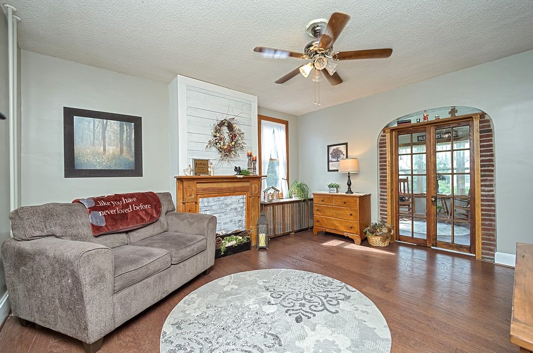 206 Constitution St, Perryopolis PA 15473-1391 exterior