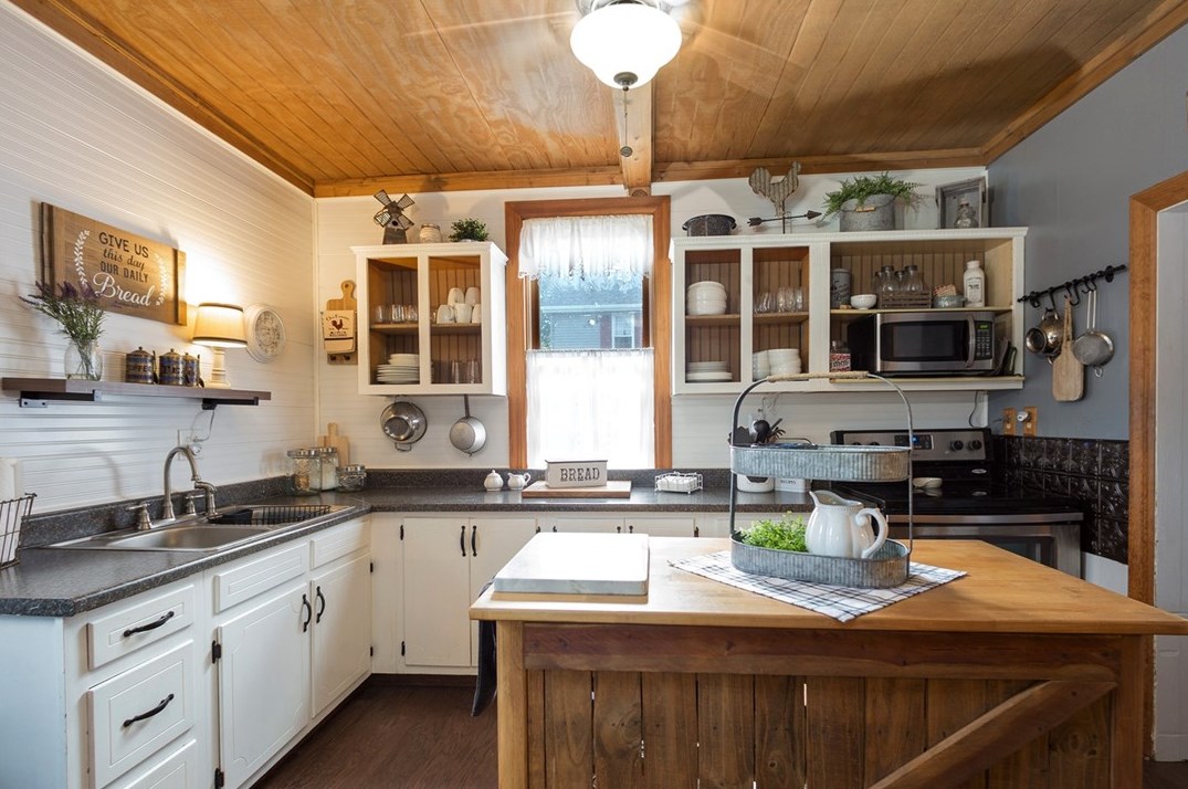 206 Constitution St, Perryopolis PA 15473-1391 exterior