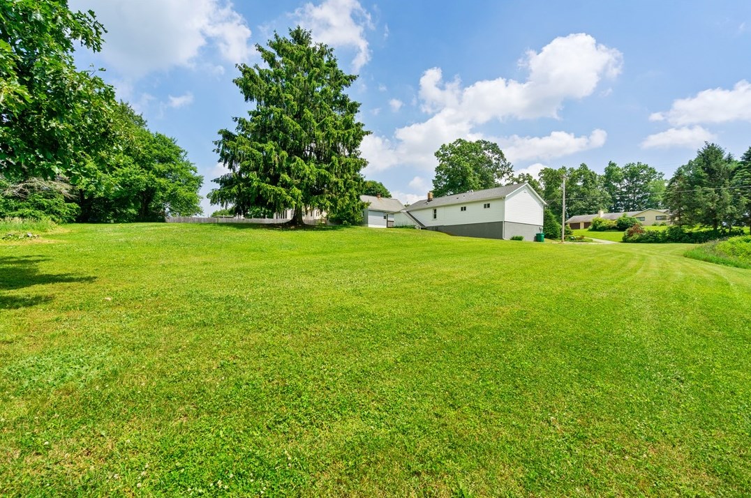 116 Grohman Rd, Butler PA  16002-3609 exterior