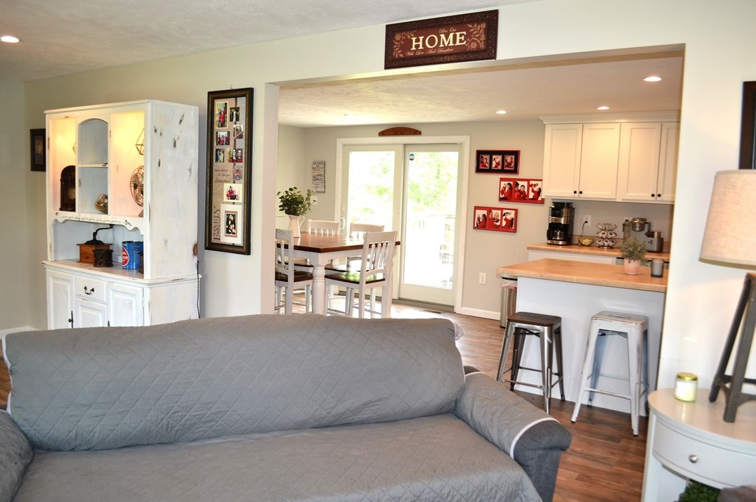 216 Rural Dr, Butler PA  16001-2523 exterior