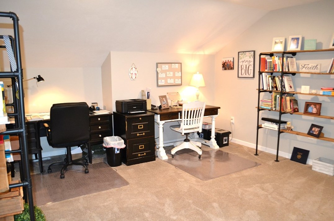 216 Rural Dr, Butler PA  16001-2523 exterior