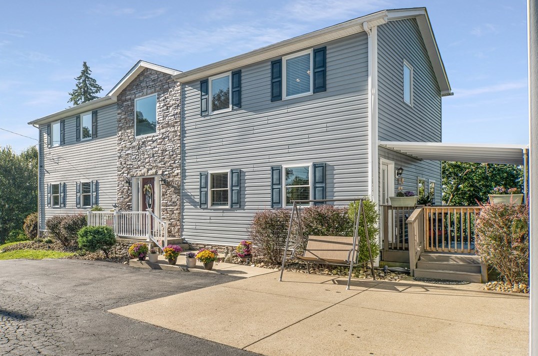 2463 Nicholson Rd, Sewickley, PA 15143