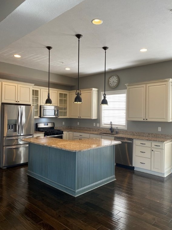 300 Osona Ln, Seven Fields PA  16046-4069 exterior