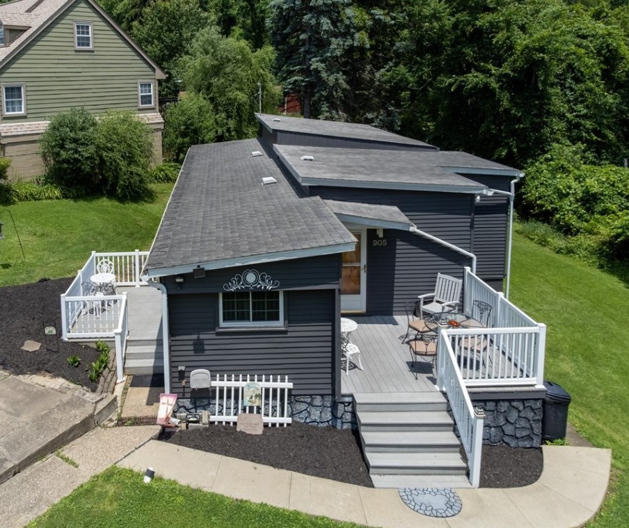 905 Wylie Ave, Washington PA  15301-1629 exterior