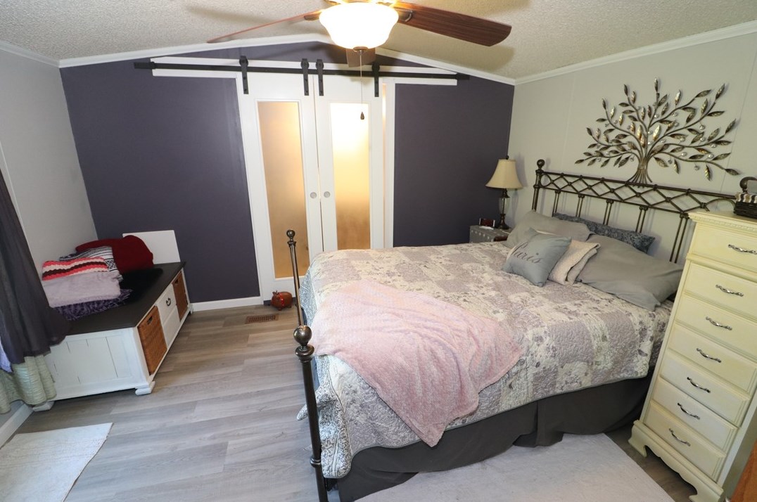 105 Helt Ln, Butler PA 16001-9753 exterior