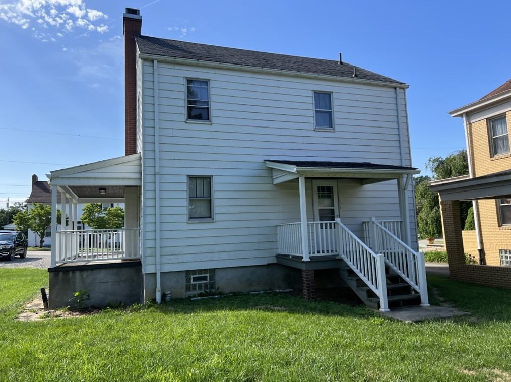 56 Bierer Ln, Oliphant Furnace PA  15401-5516 exterior