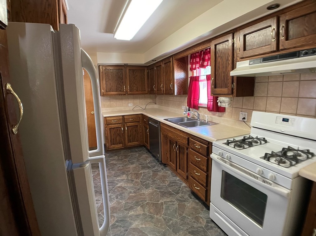 173 Wylie Ave, Washington PA 15301-2050 exterior