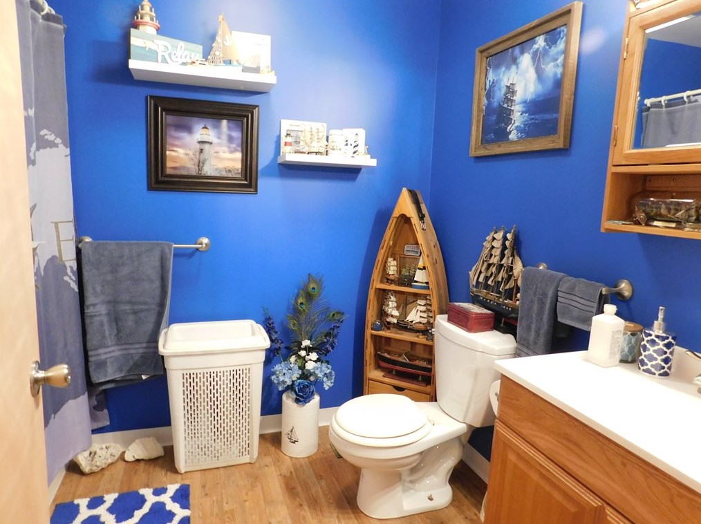 527 Wylie Ave, Washington PA 15301-2200 exterior